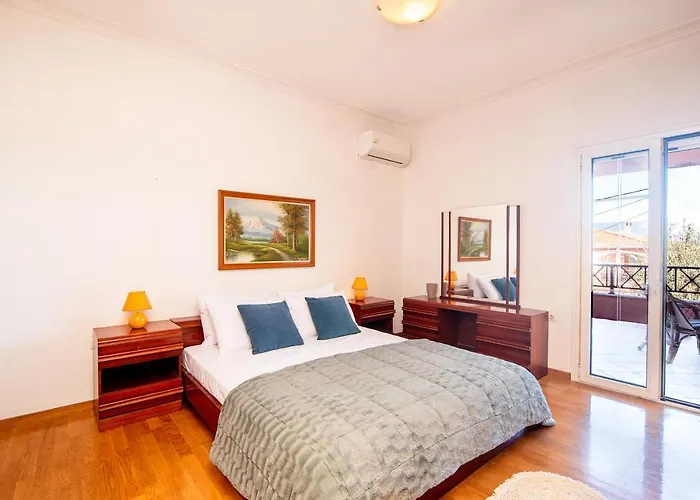 Yanna's Sea View House Close To Corfu Town Appartement